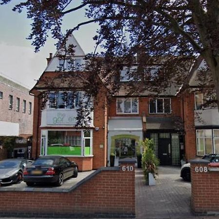 Peaceful Studio-Flat With Driveway In Golders Green Apartment Лондон Екстериор снимка