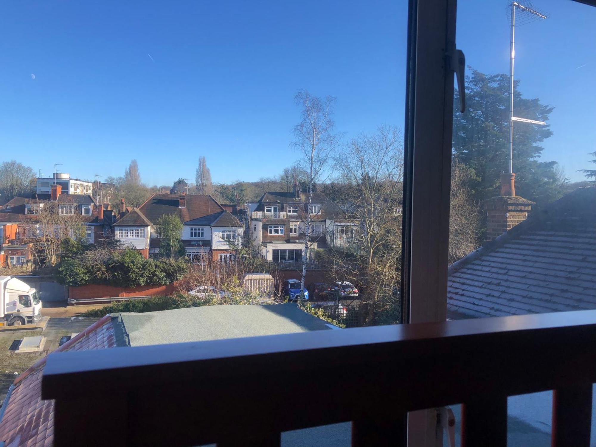Peaceful Studio-Flat With Driveway In Golders Green Apartment Лондон Екстериор снимка